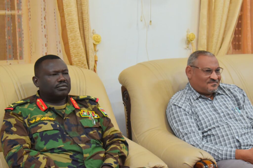 Vice-Chancellor of Nile Valley University receives the Commander of the ...